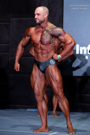 СLASSIC PHYSIQUE +178